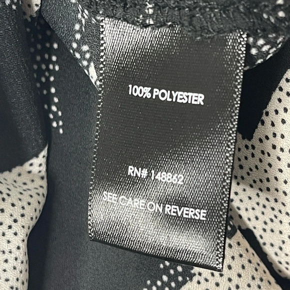 Torrid Dotted Star Chiffon Blouse Kimono Torrid Size 1 or 14/16 - Picture 7 of 9